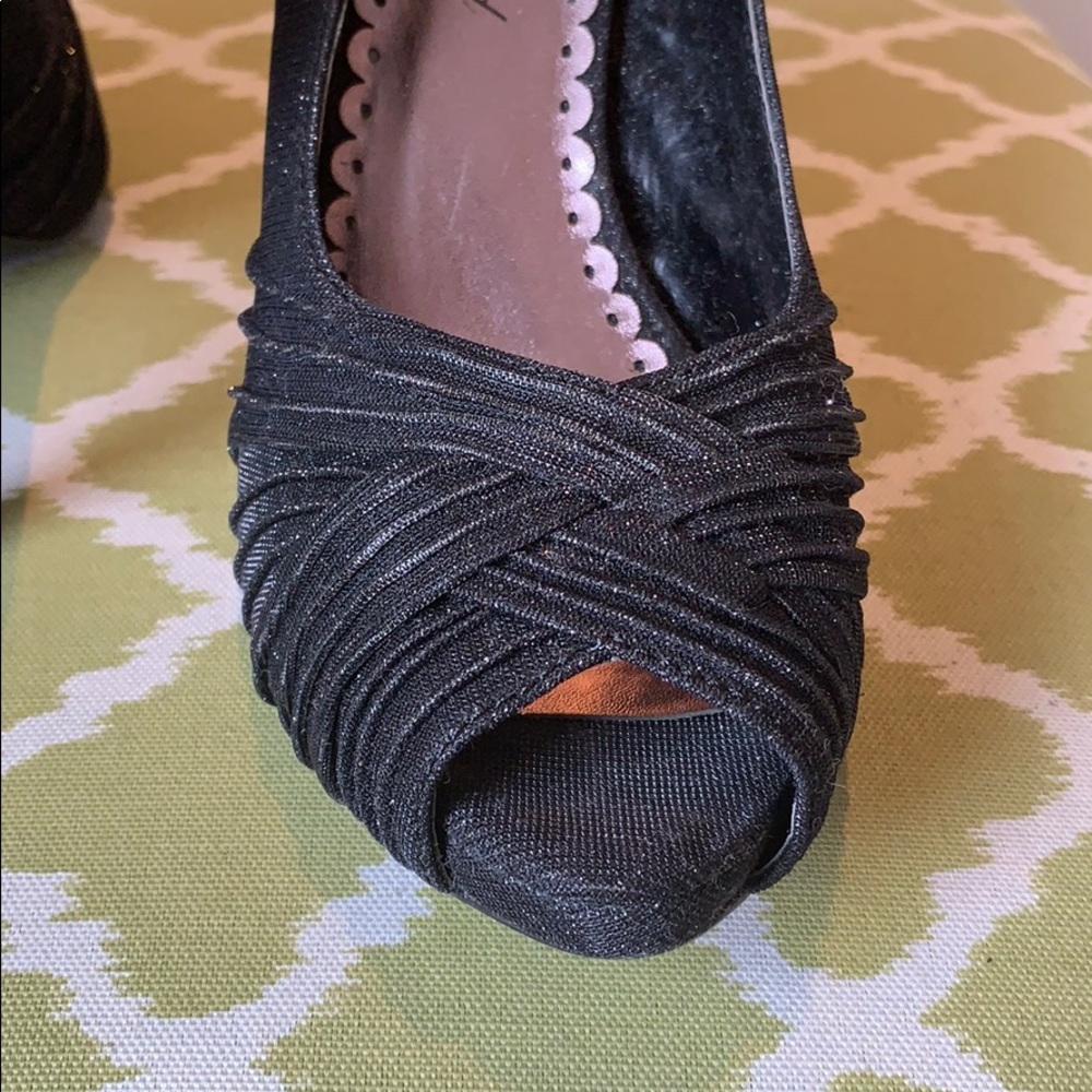 Black sparkly fabric pumps - Picture 3 of 3